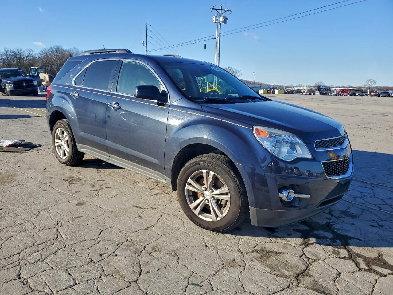 2015 CHEVROLET EQUINOX LT photo 4