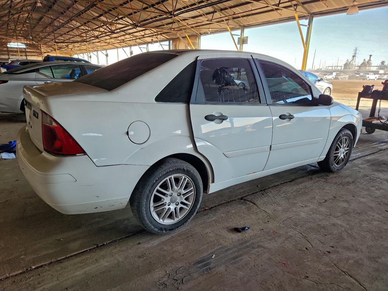 2007 FORD FOCUS ZX4 photo 3