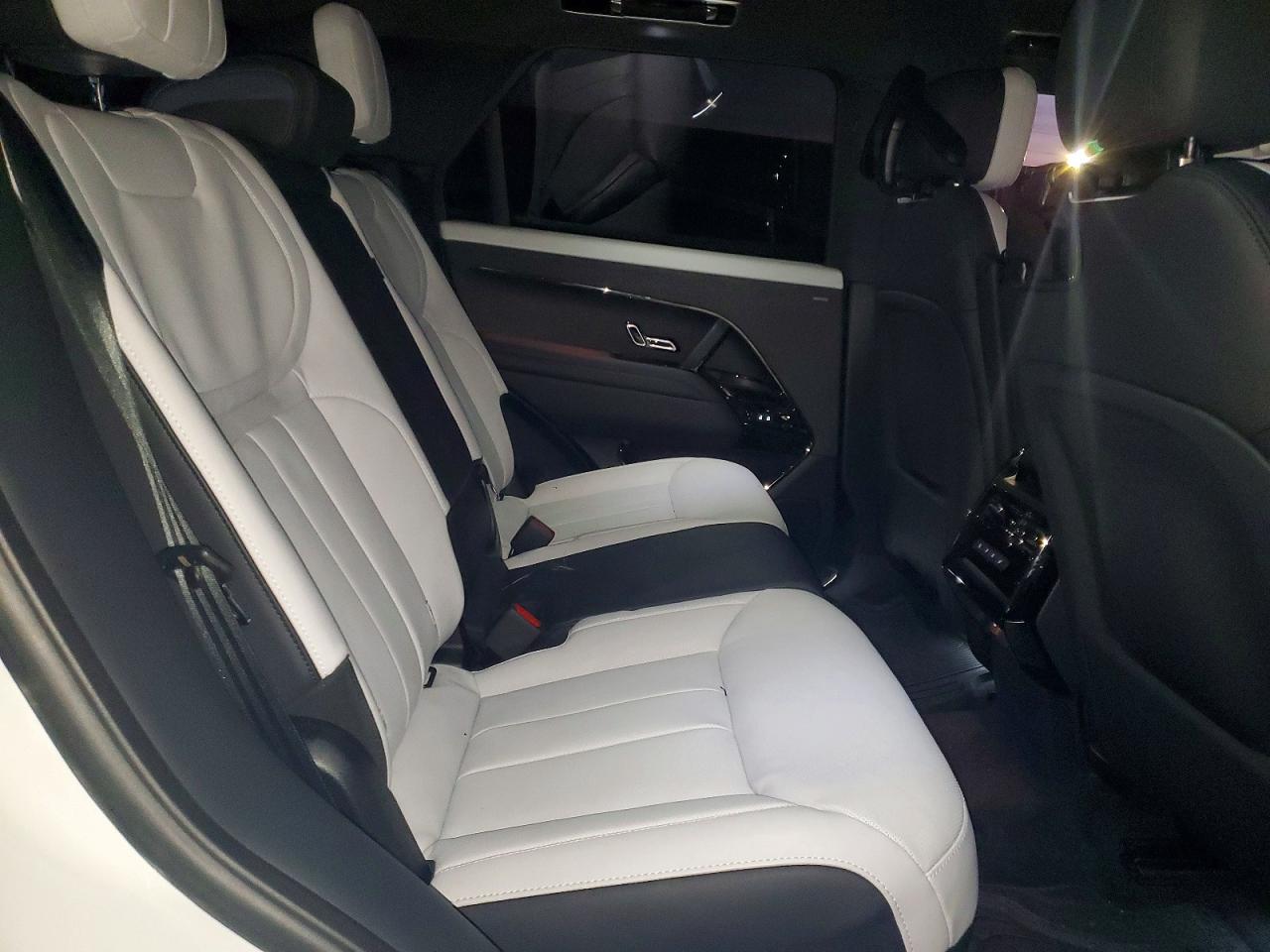 2025 LAND ROVER RANGE ROVER SPORT DYNAMIC SE photo 11