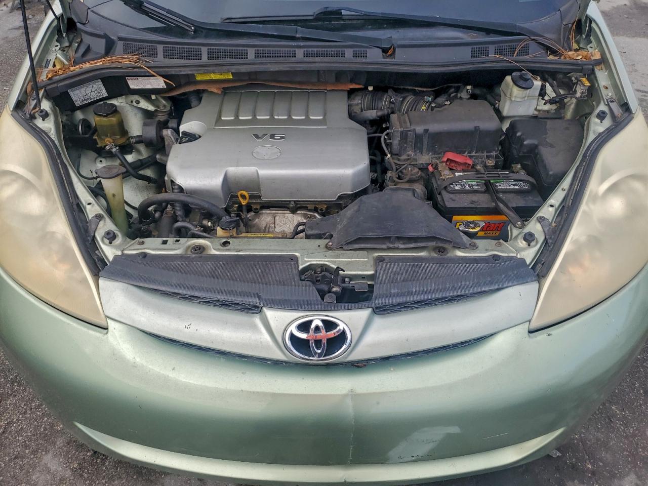 2008 TOYOTA SIENNA XLE photo 12