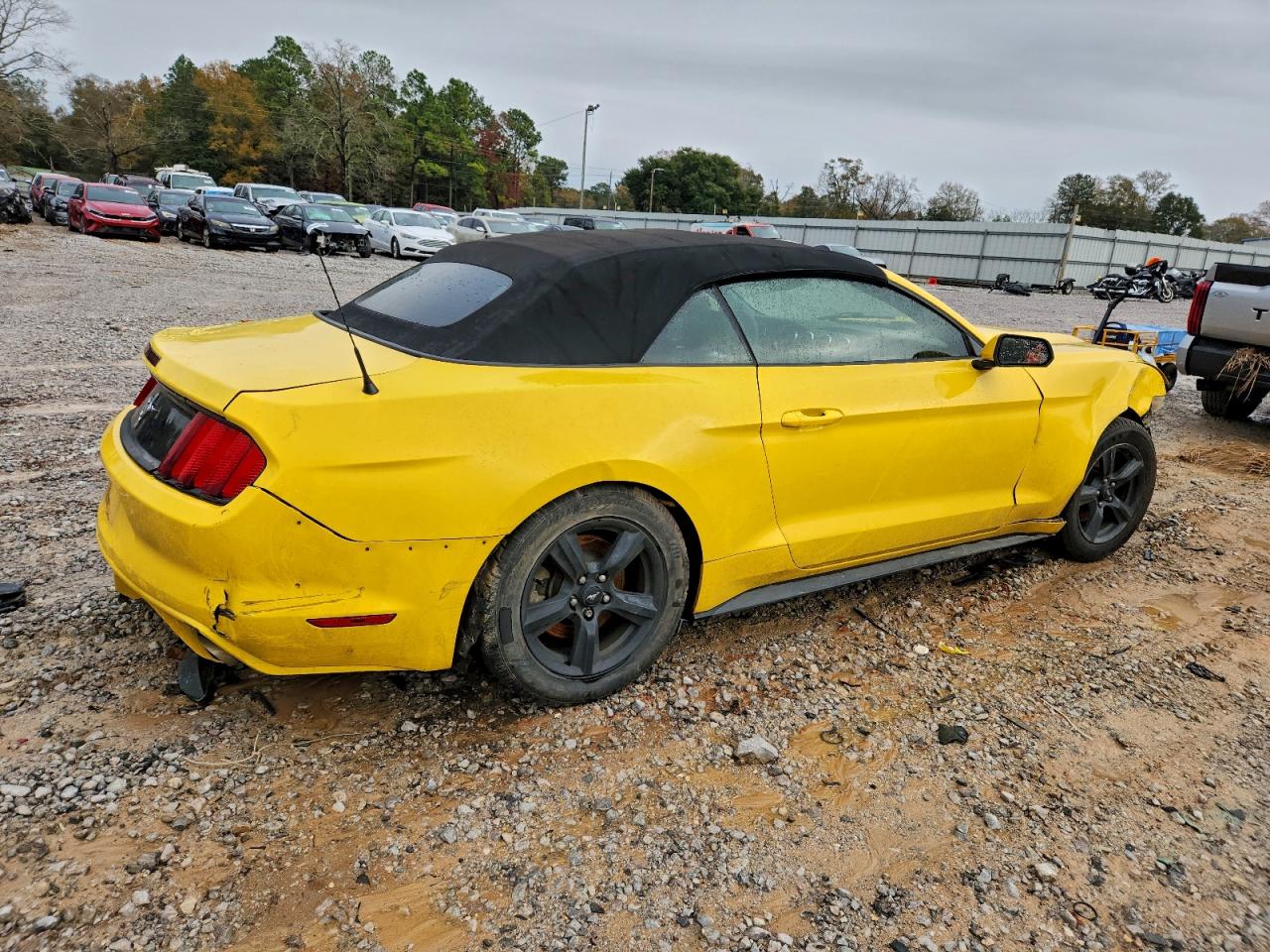 2016 FORD MUSTANG photo 3