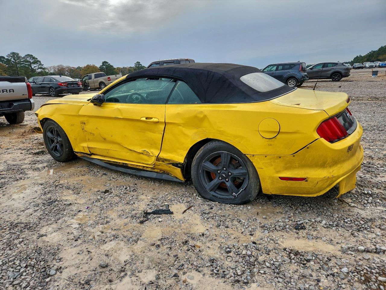 2016 FORD MUSTANG photo 2
