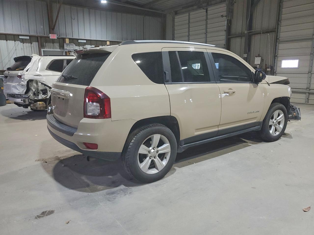 2017 JEEP COMPASS SPORT photo 3