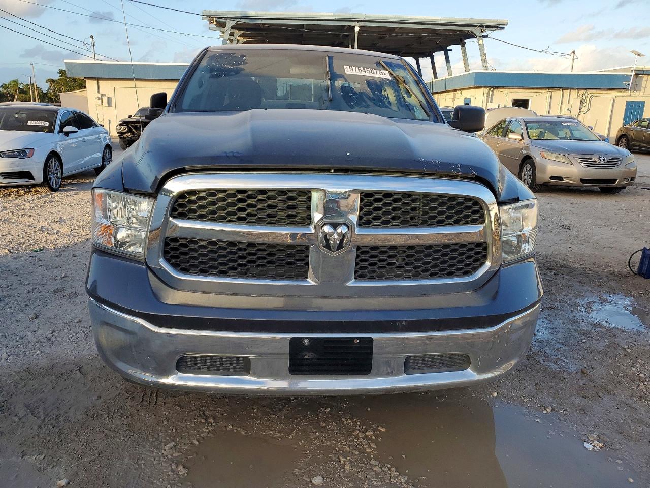 2021 RAM 1500 CLASSIC SLT photo 5