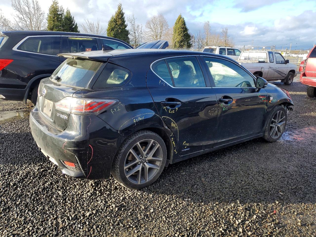 2015 LEXUS CT 200 photo 3