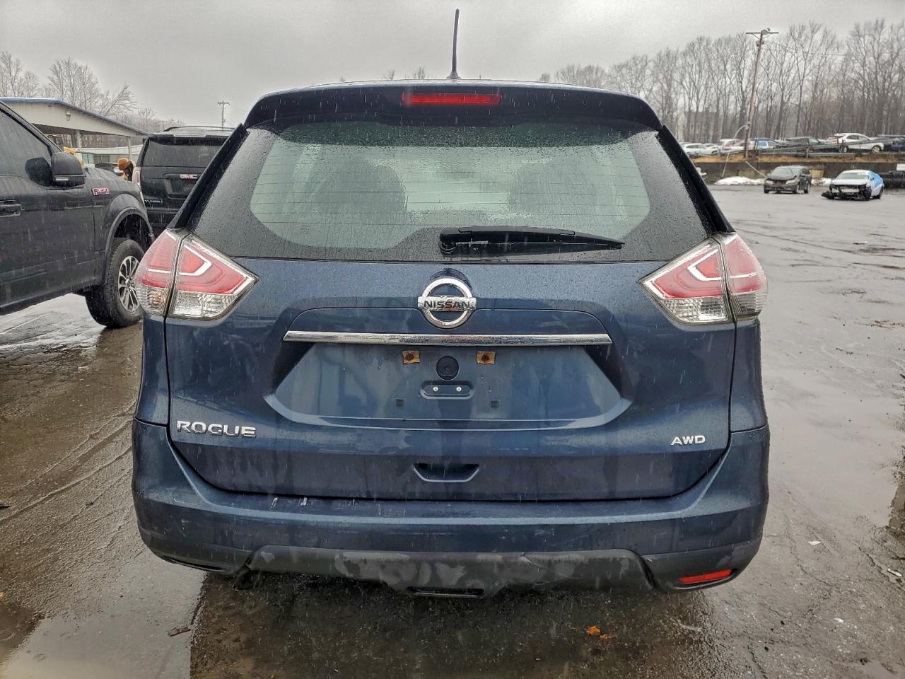 2016 NISSAN ROGUE S photo 6