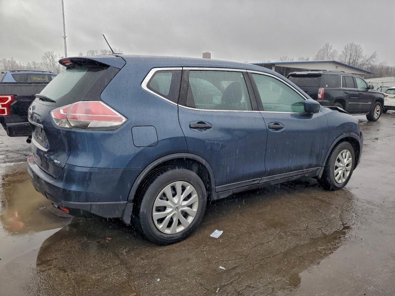 2016 NISSAN ROGUE S photo 3