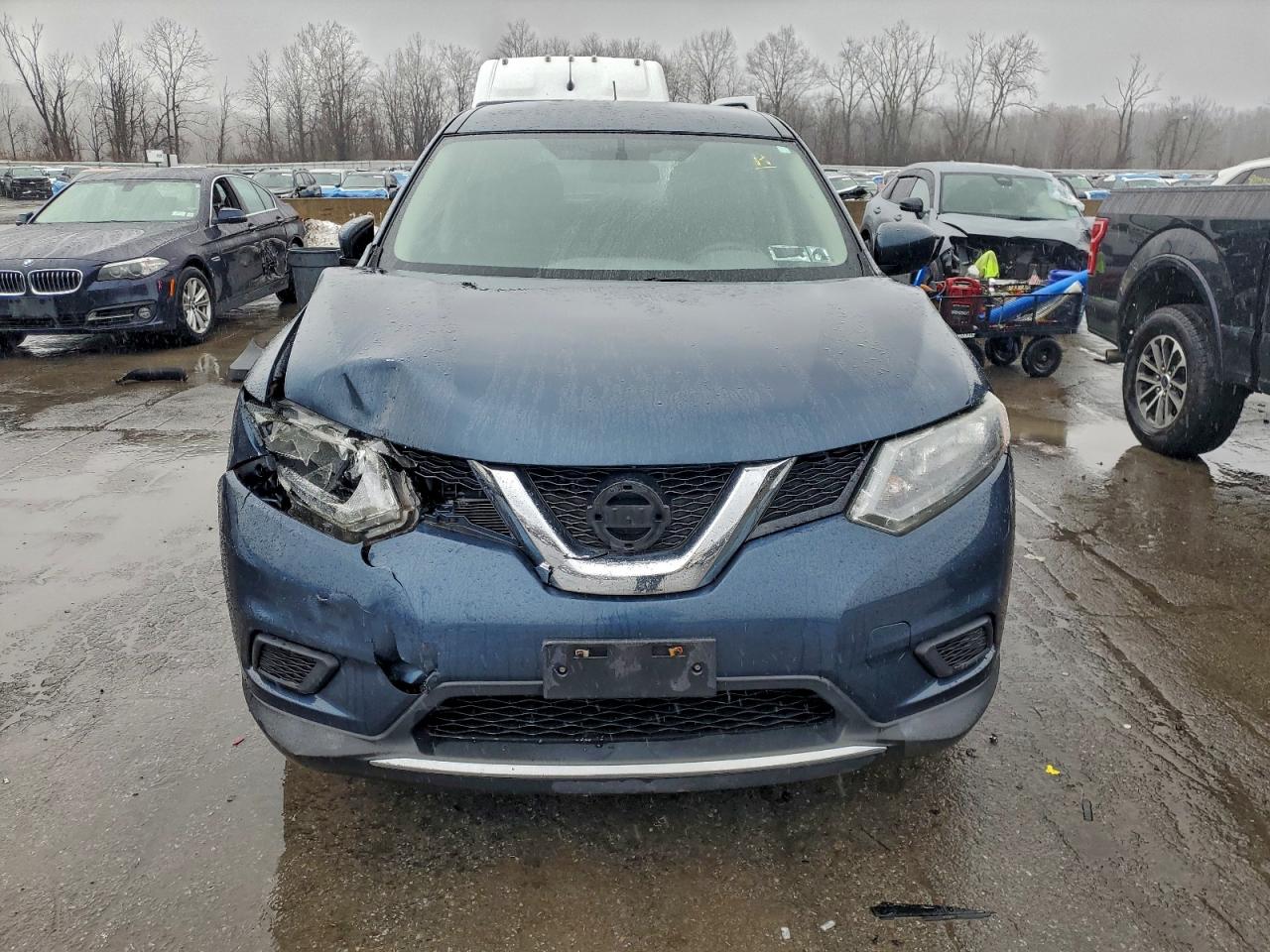 2016 NISSAN ROGUE S photo 5