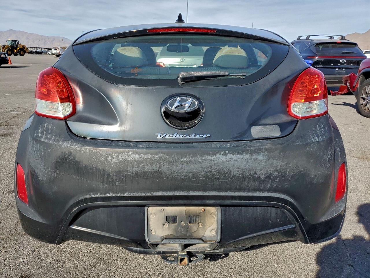 2013 HYUNDAI VELOSTER photo 6