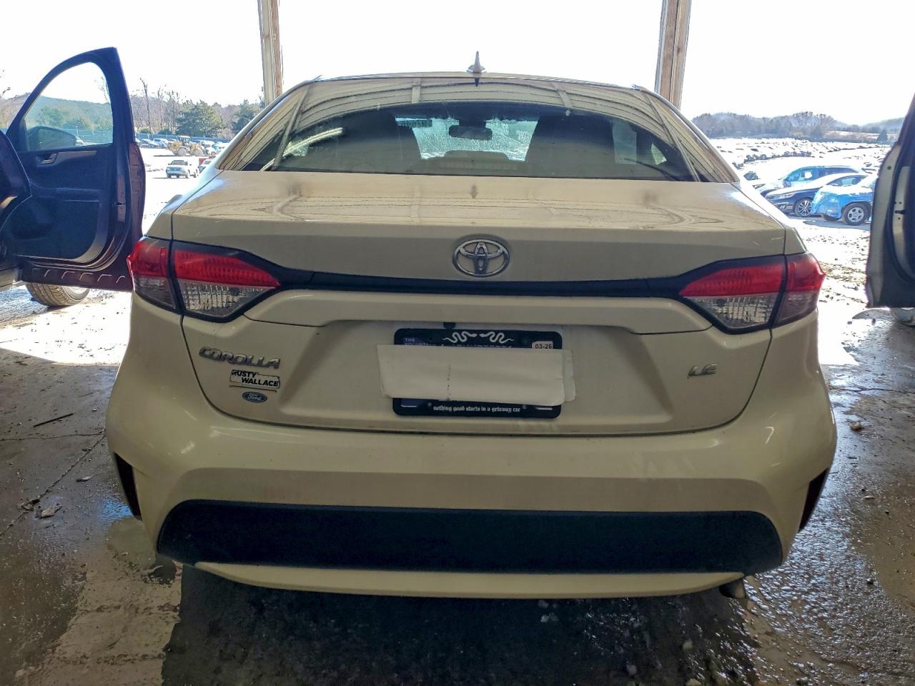 2020 TOYOTA COROLLA LE photo 6