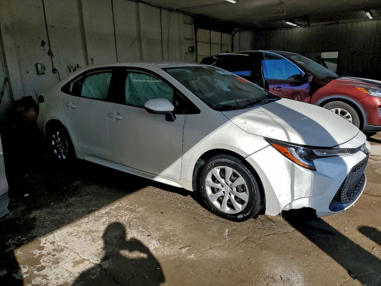 2020 TOYOTA COROLLA LE photo 4