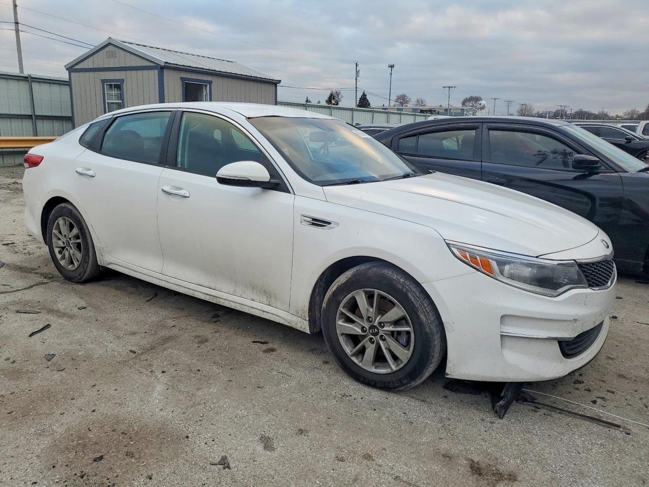 2018 KIA OPTIMA LX photo 4