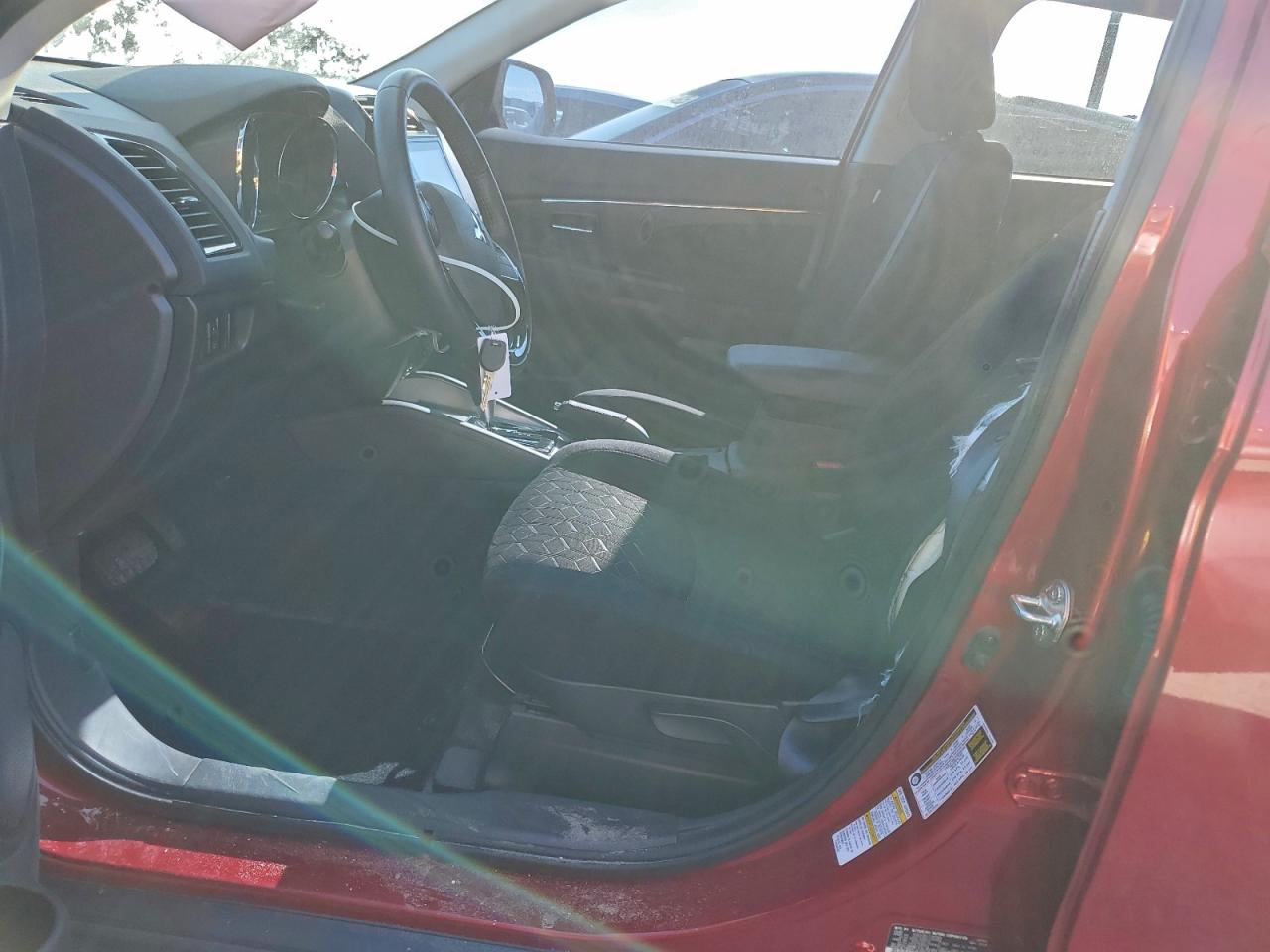 2024 MITSUBISHI OUTLANDER SPORT S/SE photo 13