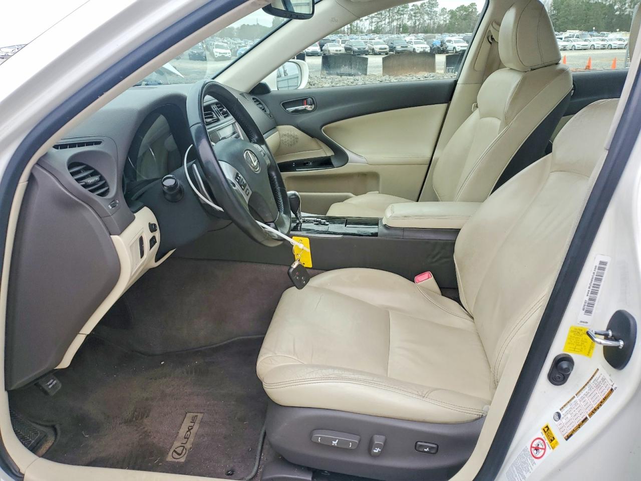 2012 LEXUS IS 250 photo 7