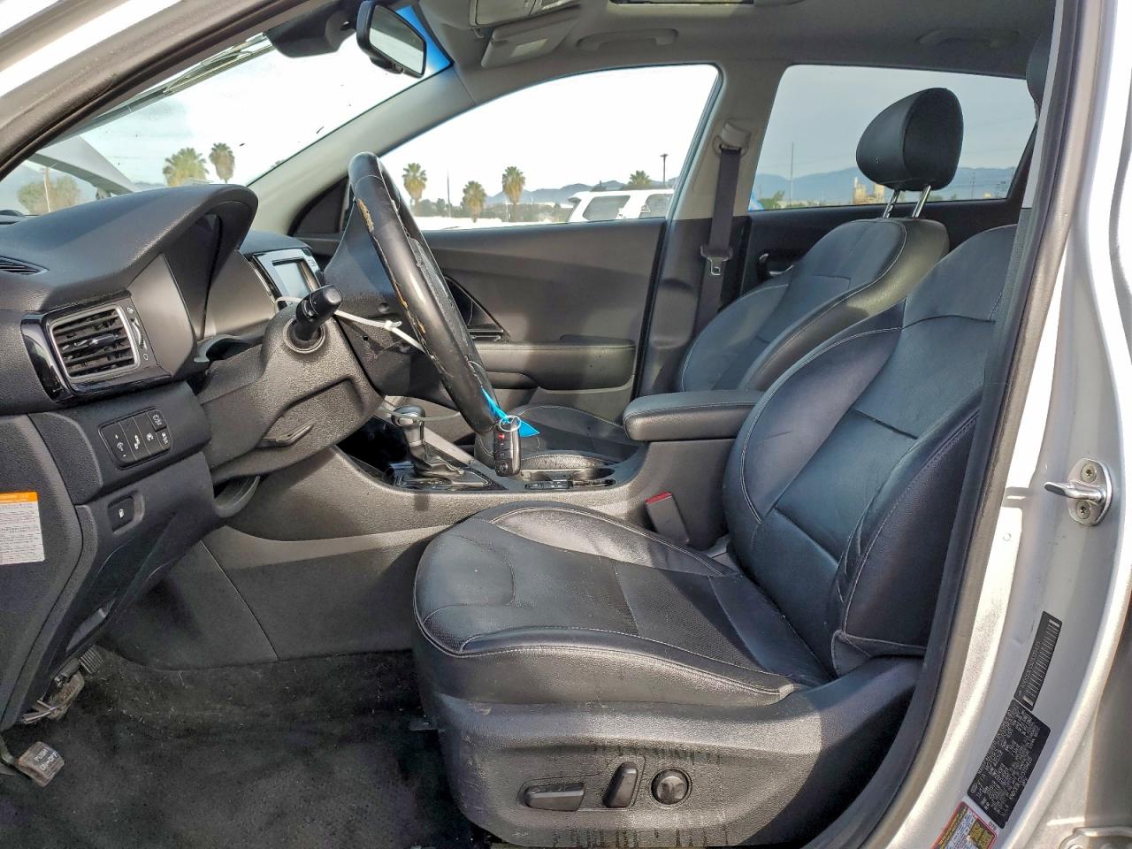 2018 KIA NIRO TOURING photo 7