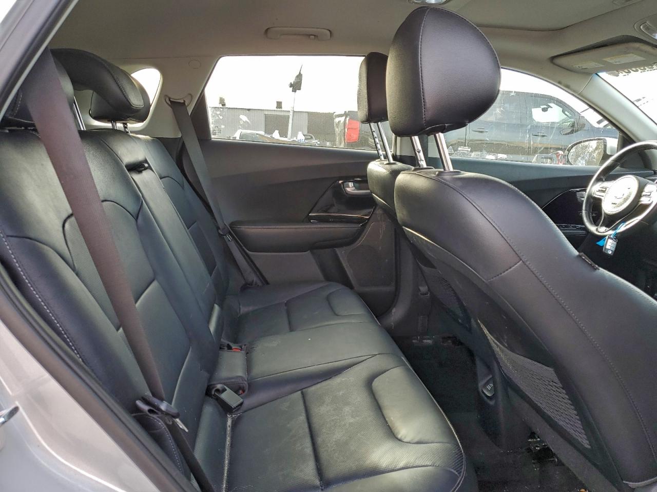 2018 KIA NIRO TOURING photo 11