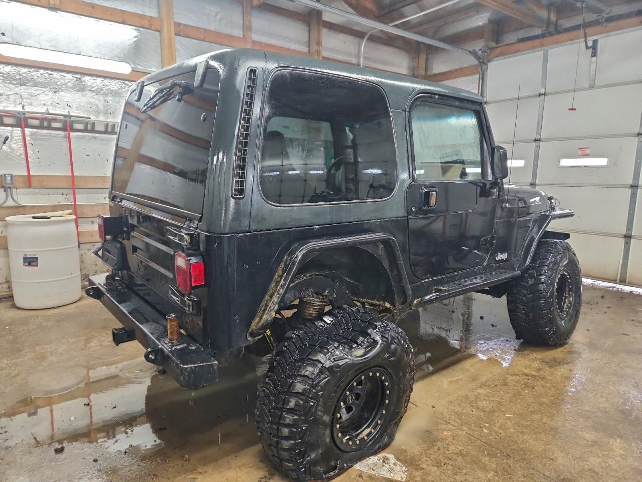1999 JEEP WRANGLER / TJ SAHARA photo 3