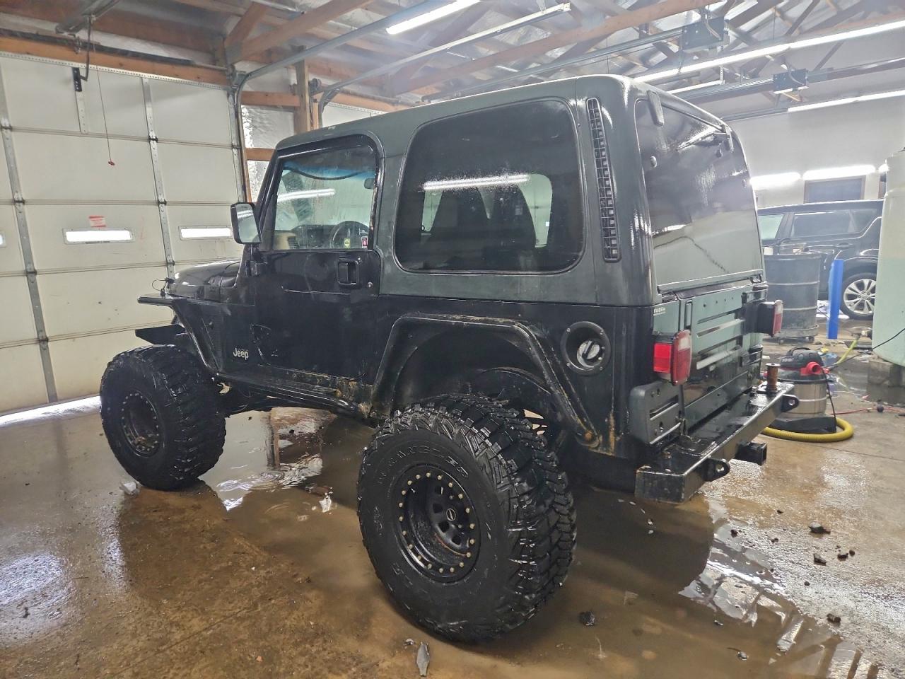 1999 JEEP WRANGLER / TJ SAHARA photo 2