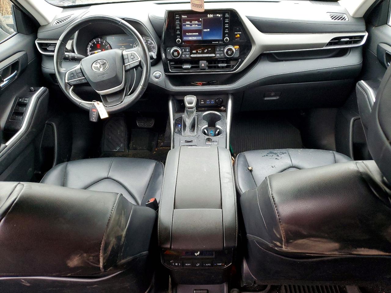 2022 TOYOTA HIGHLANDER XLE photo 8