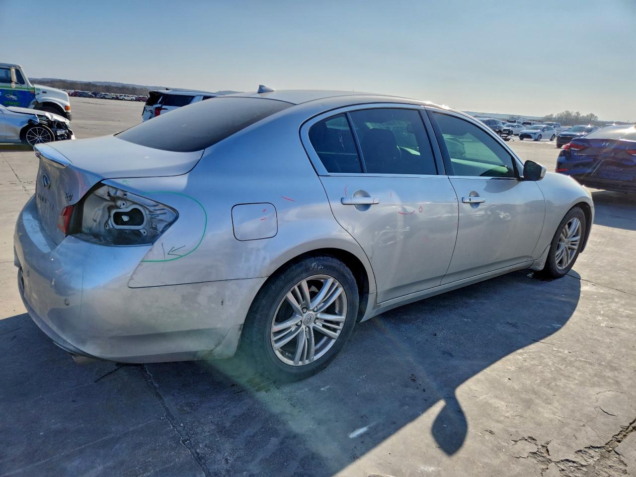 2013 INFINITI G37 BASE photo 3