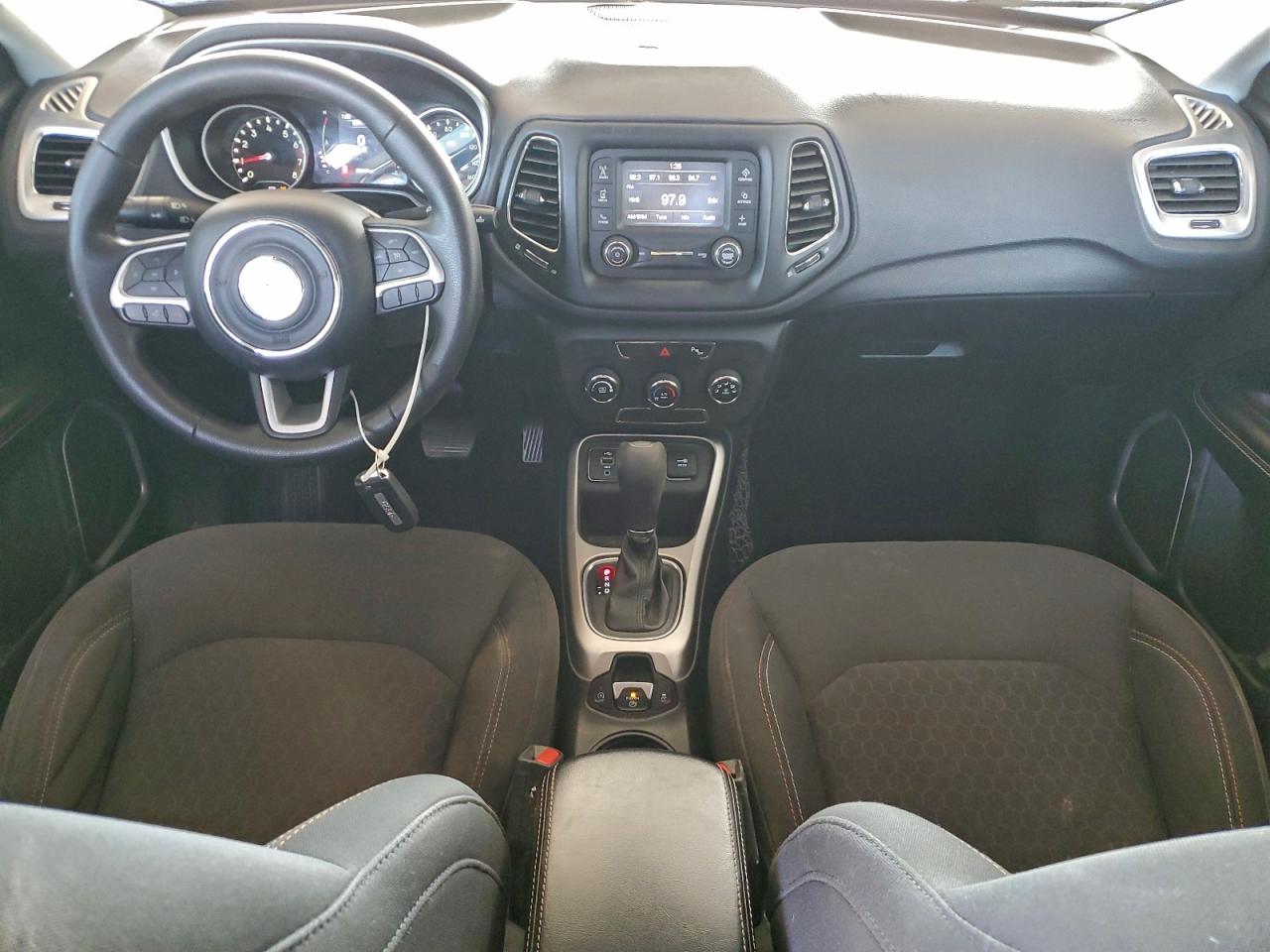2017 JEEP COMPASS SPORT photo 8