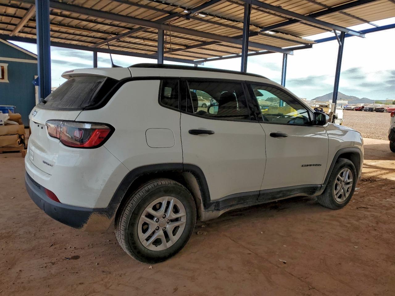 2017 JEEP COMPASS SPORT photo 3