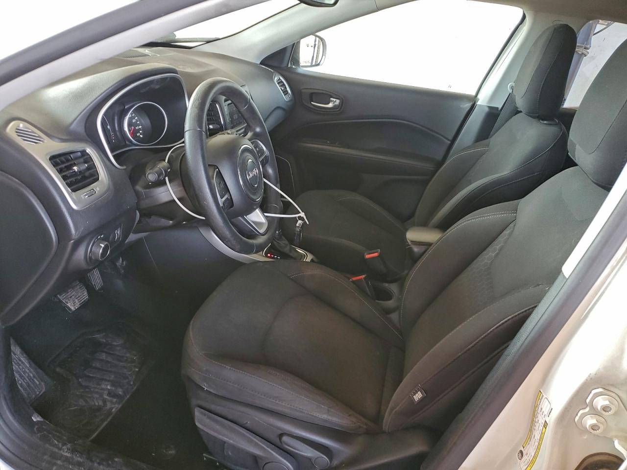2017 JEEP COMPASS SPORT photo 7