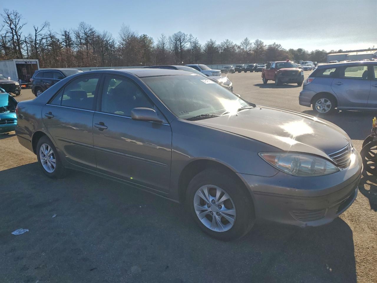 2005 TOYOTA CAMRY LE photo 7