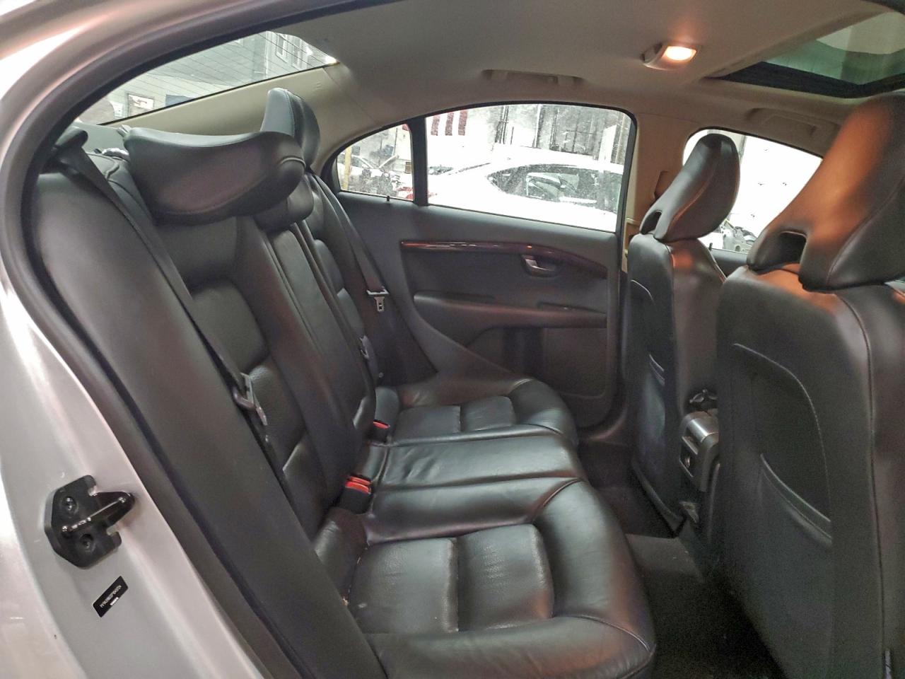 2007 VOLVO S80 3.2 photo 19