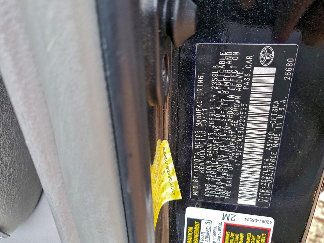 2011 TOYOTA CAMRY BASE photo 12