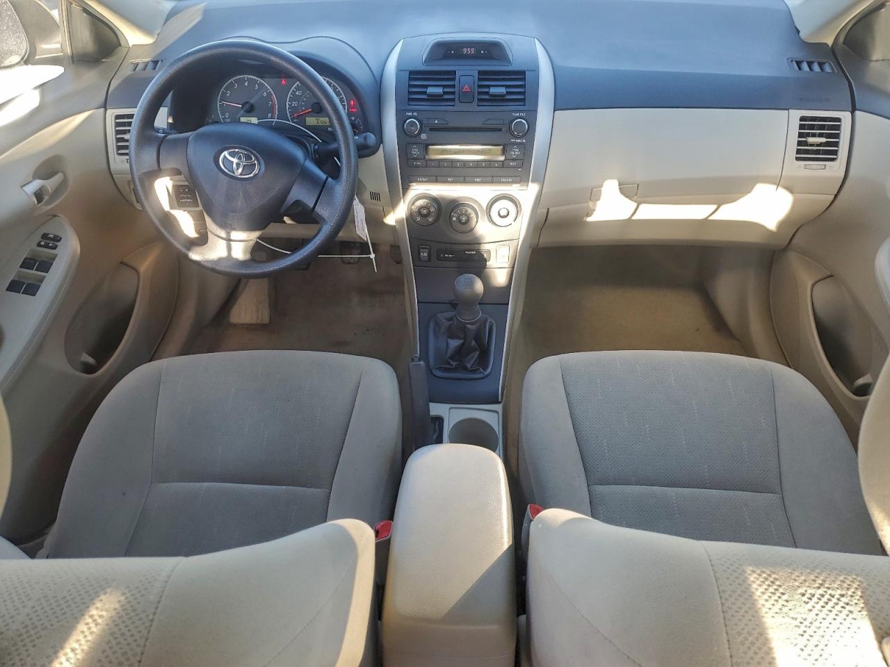 2012 TOYOTA COROLLA BASE photo 8