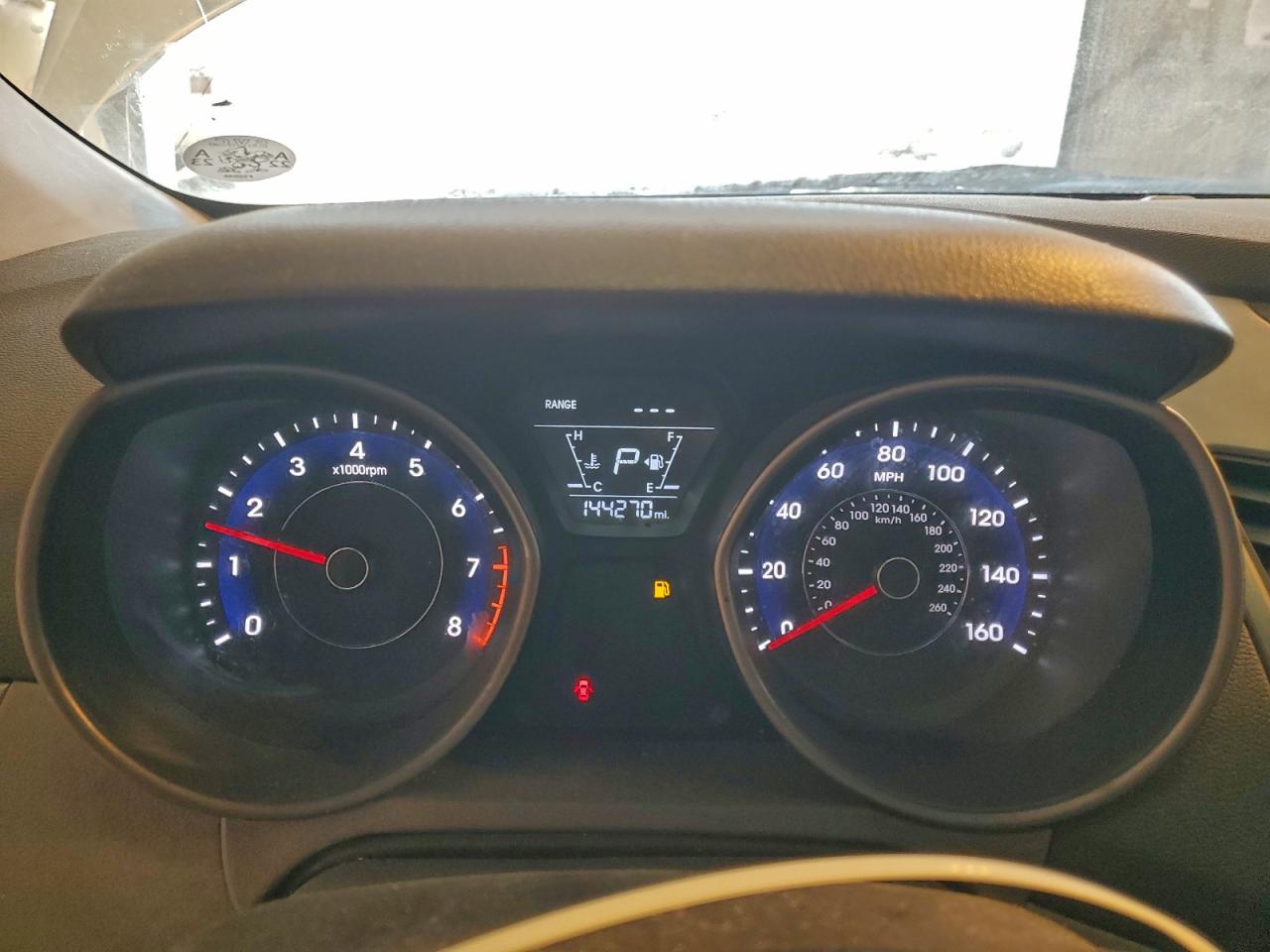 2014 HYUNDAI ELANTRA SE photo 9