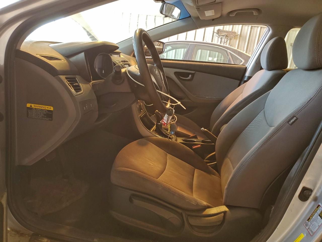 2014 HYUNDAI ELANTRA SE photo 7