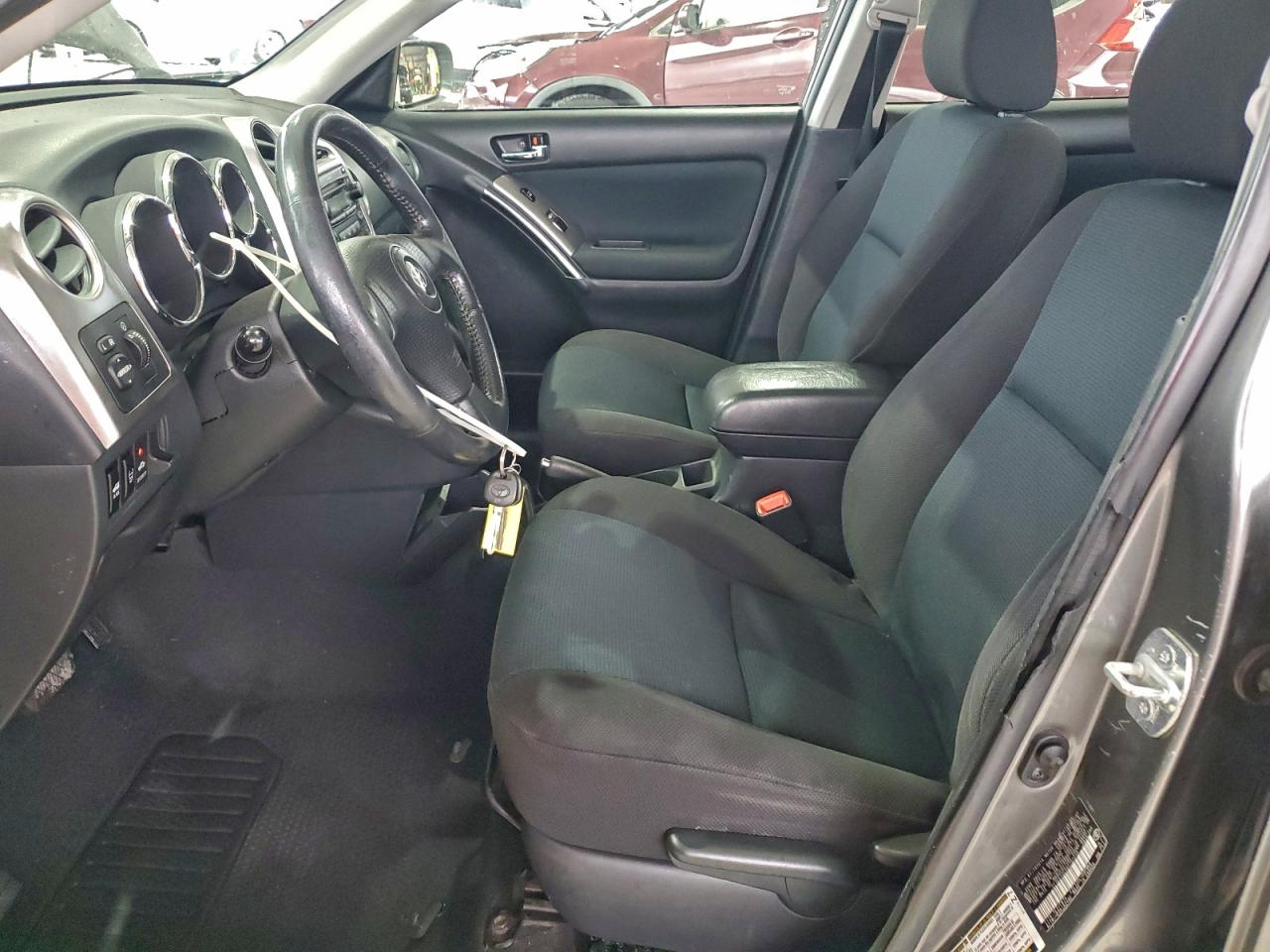 2008 TOYOTA COROLLA MATRIX XR photo 7