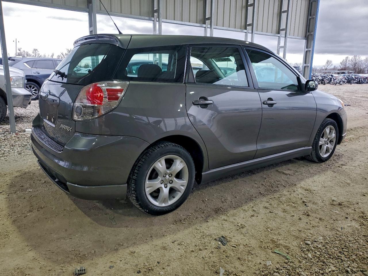 2008 TOYOTA COROLLA MATRIX XR photo 3