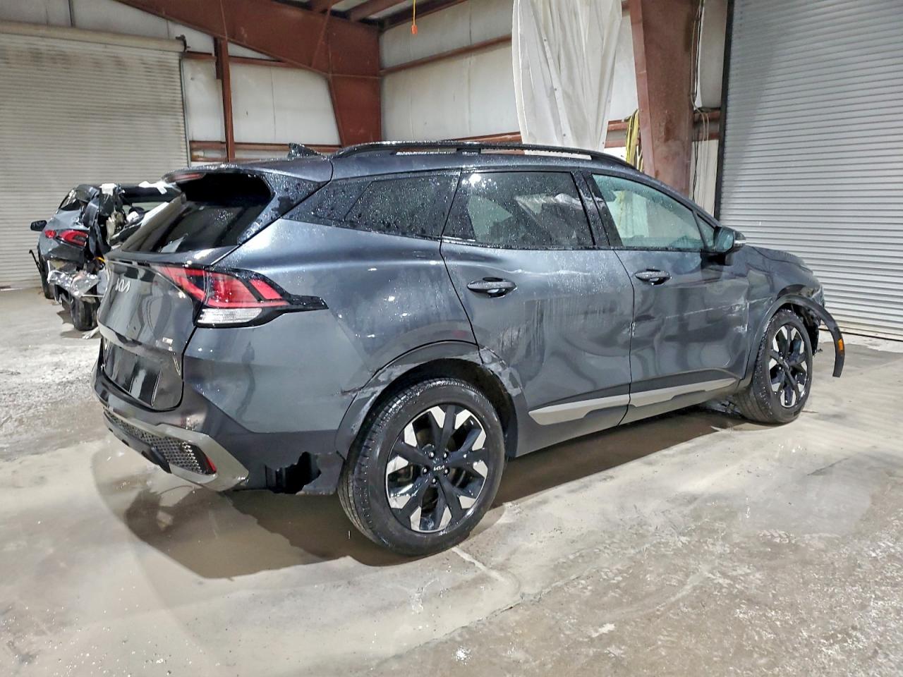 2023 KIA SPORTAGE X LINE photo 3