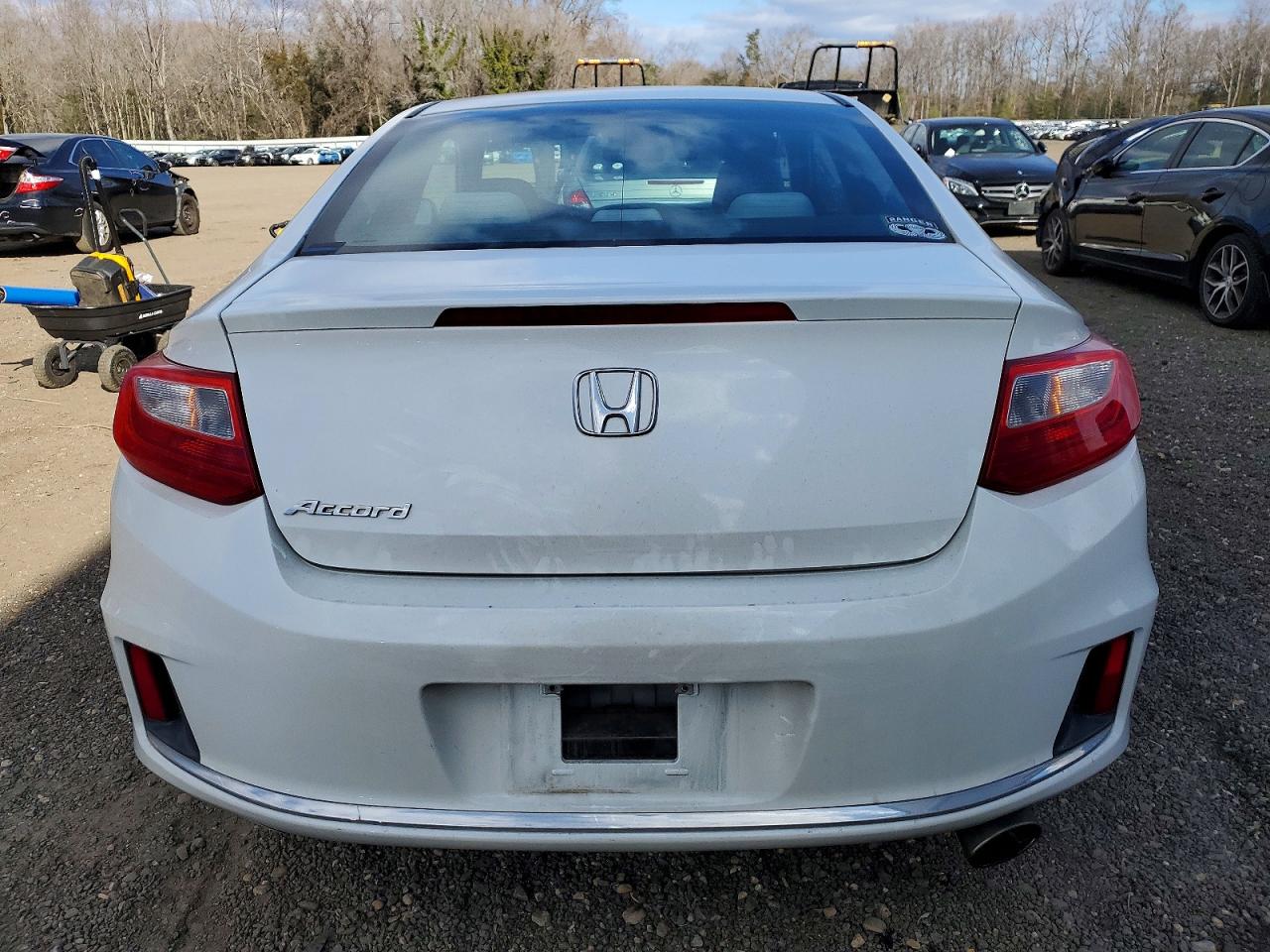 2014 HONDA ACCORD LX-S photo 6