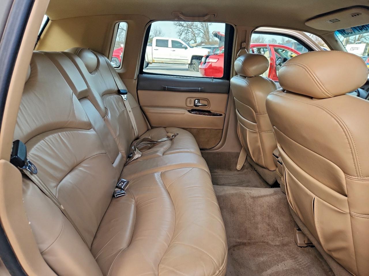1997 LINCOLN TOWN CAR SIGNATURE photo 10