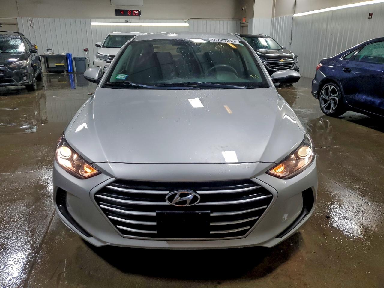 2018 HYUNDAI ELANTRA SE photo 9