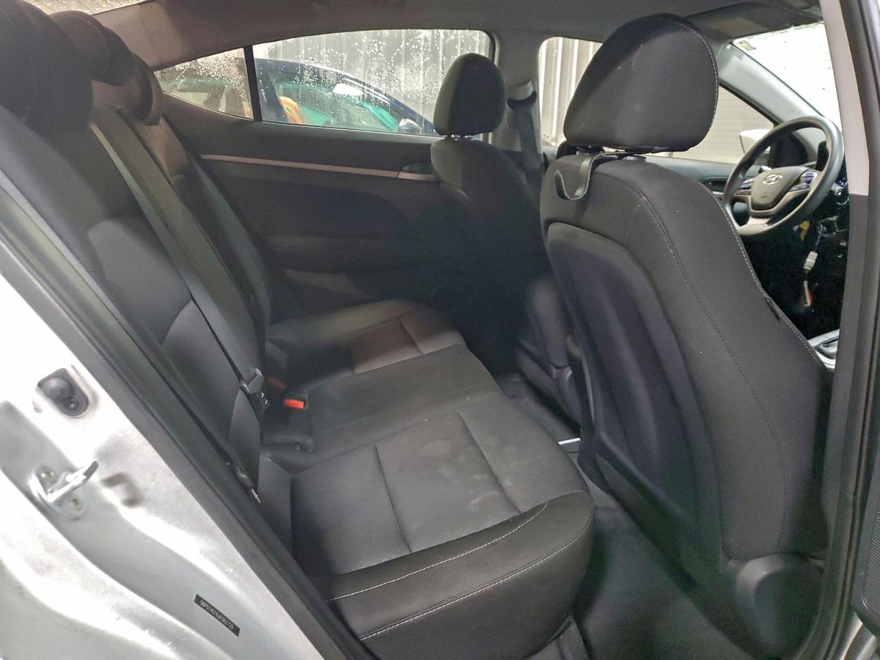 2018 HYUNDAI ELANTRA SE photo 19