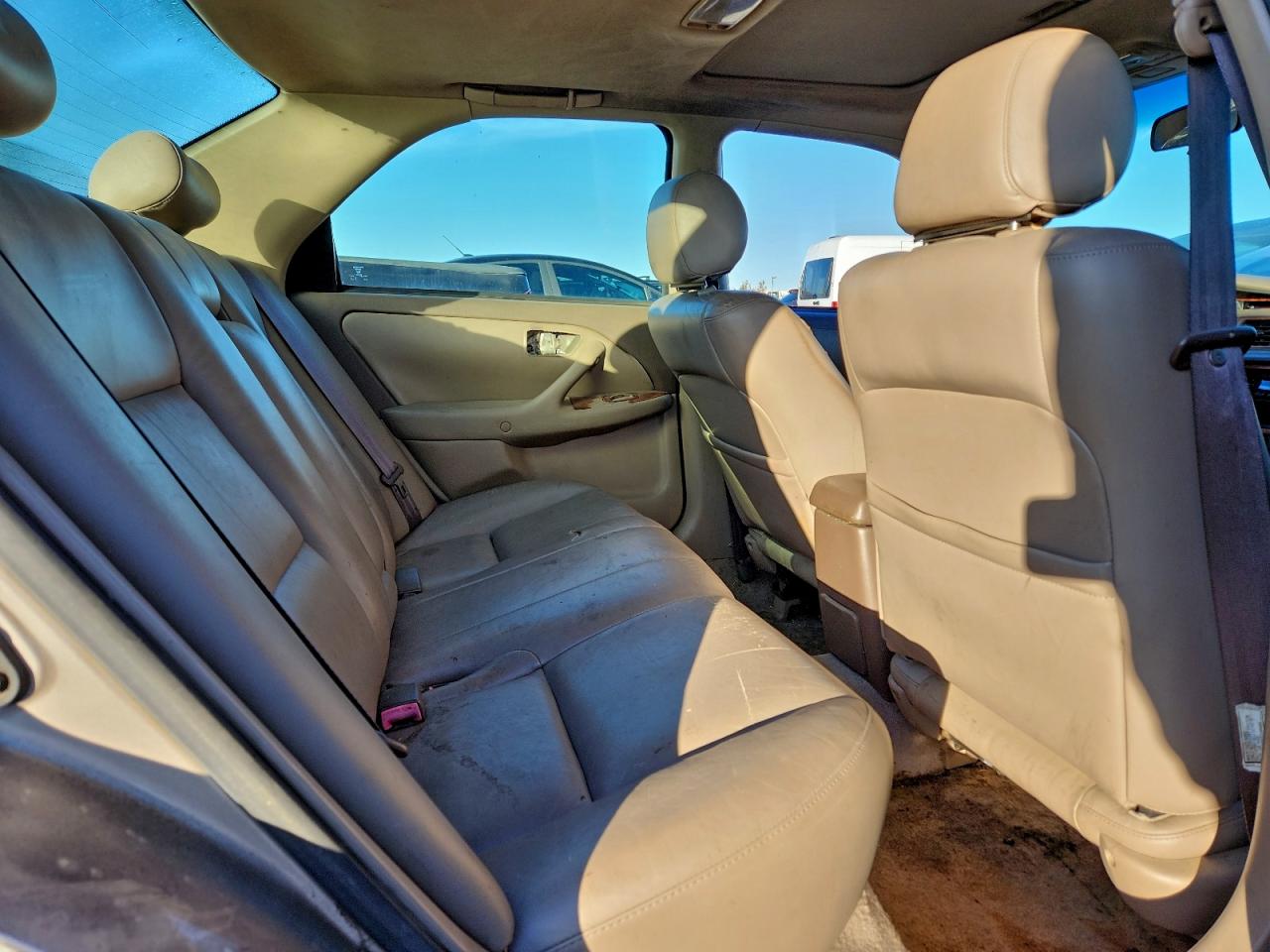 1997 TOYOTA CAMRY CE photo 10