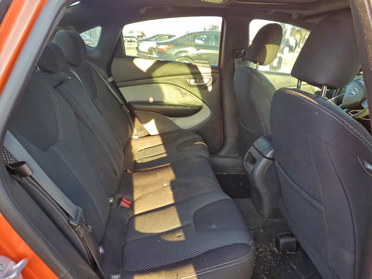 2015 DODGE DART SXT photo 10
