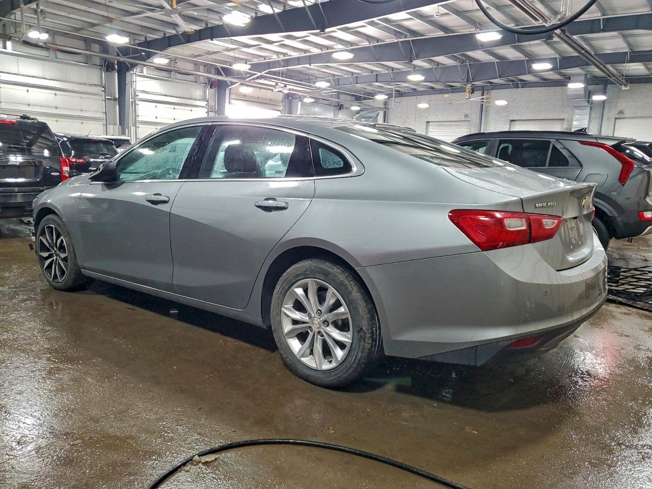 2024 CHEVROLET MALIBU LT photo 2