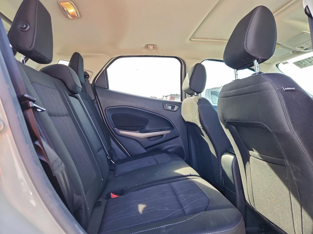 2020 FORD ECOSPORT SE photo 11