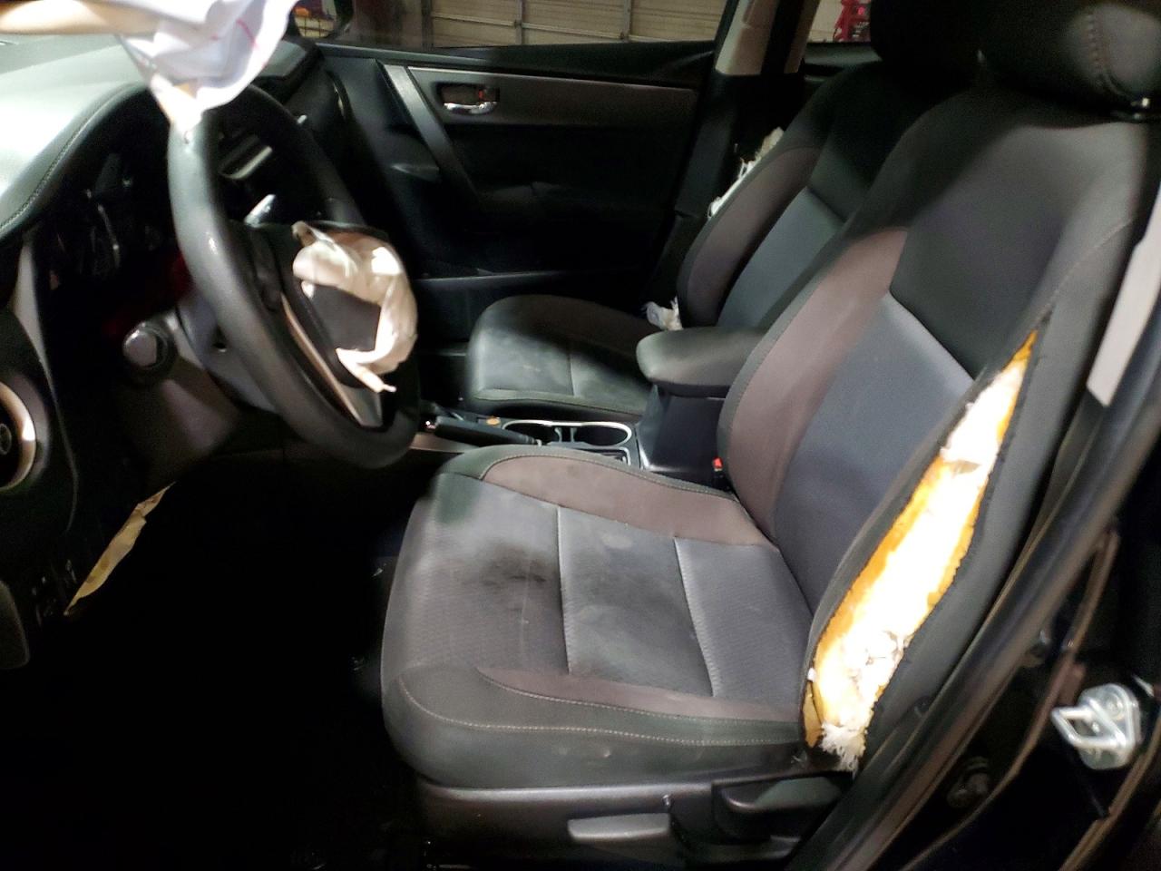 2017 TOYOTA COROLLA L photo 7
