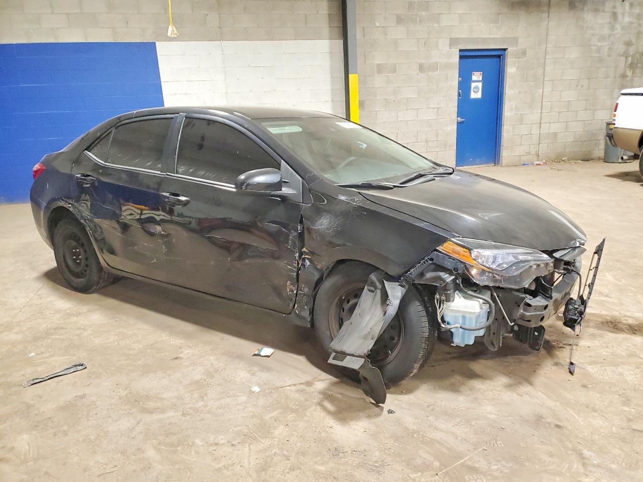 2017 TOYOTA COROLLA L photo 4