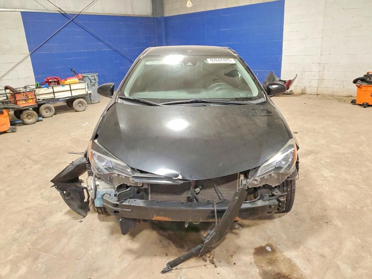2017 TOYOTA COROLLA L photo 5