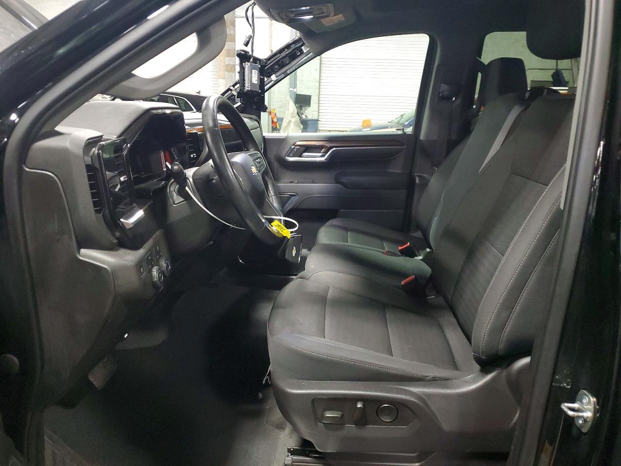 2023 CHEVROLET SILVERADO K1500 LT photo 7