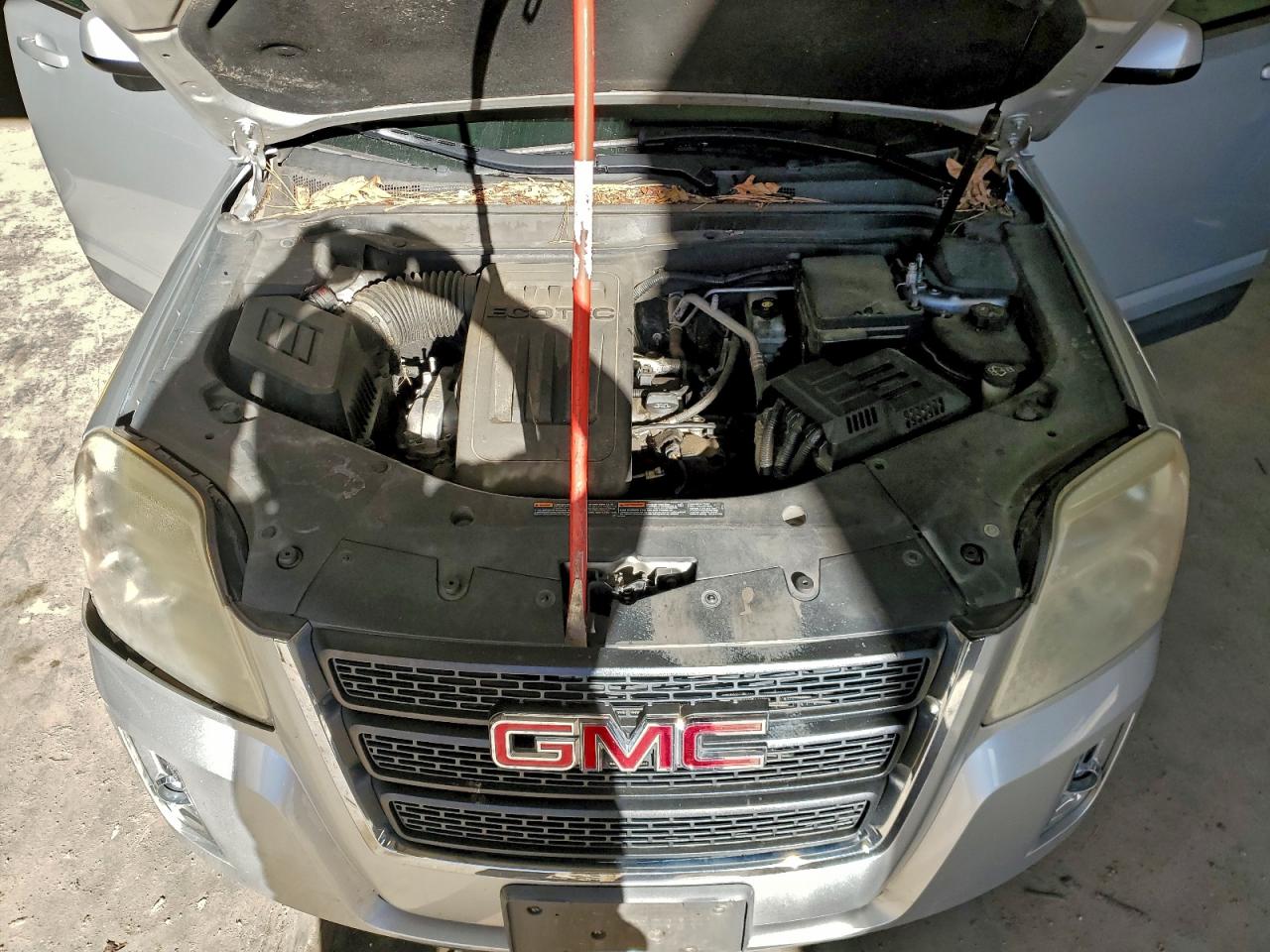 2013 GMC TERRAIN SLE photo 12