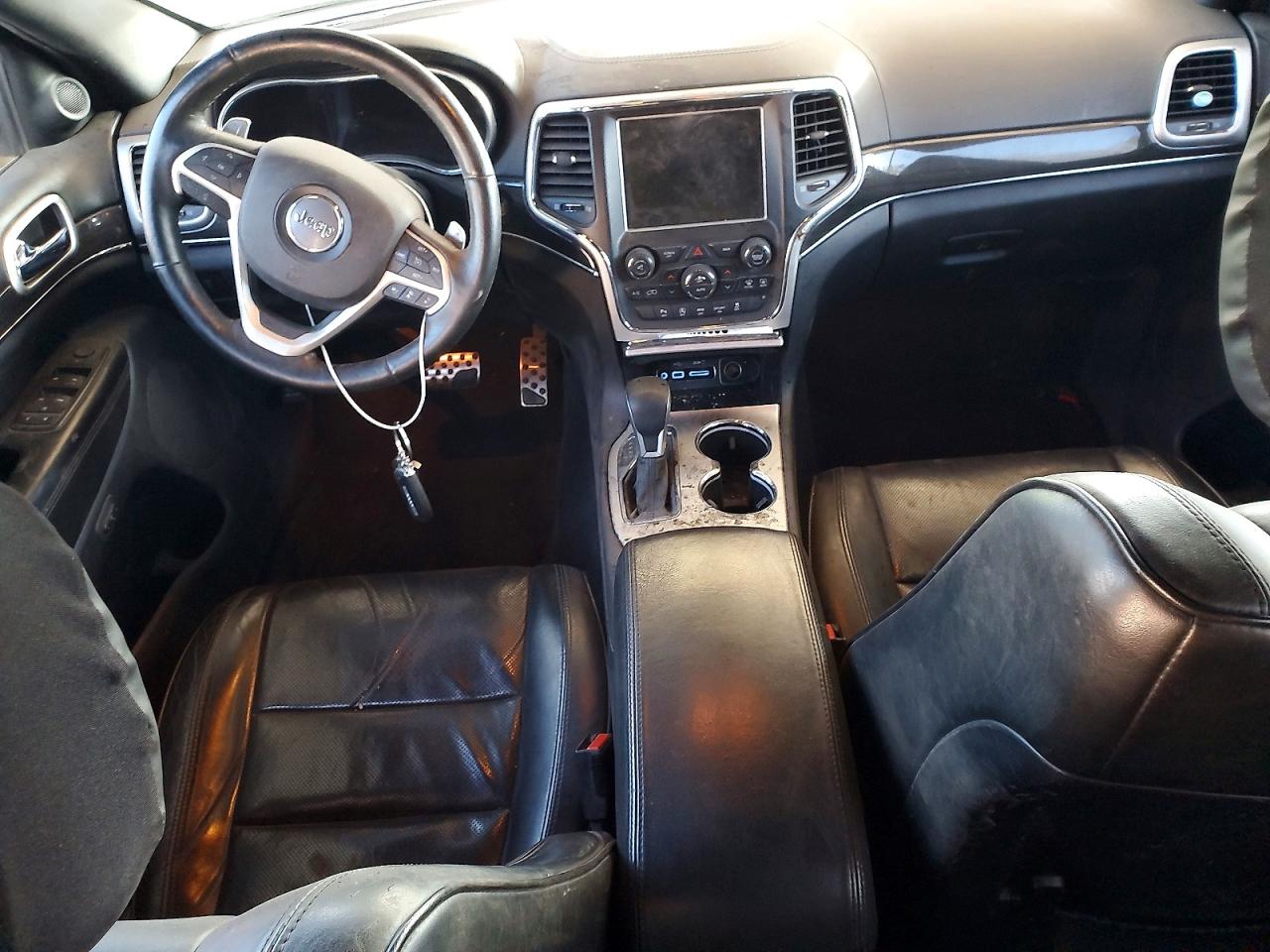 2016 JEEP GRAND CHEROKEE OVERLAND photo 8